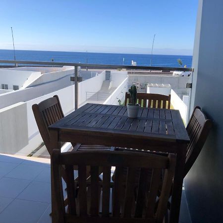 Ocean House Apartment ปอนตาเดลกาดา ภายนอก รูปภาพ